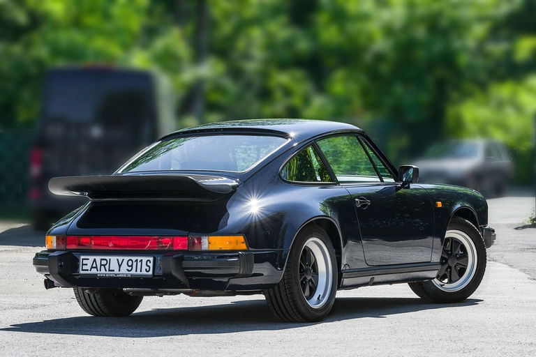 Porsche 911 Carrera 3.2 Clubsport