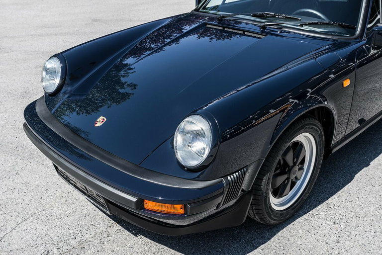 Porsche 911 Carrera 3.2 Clubsport