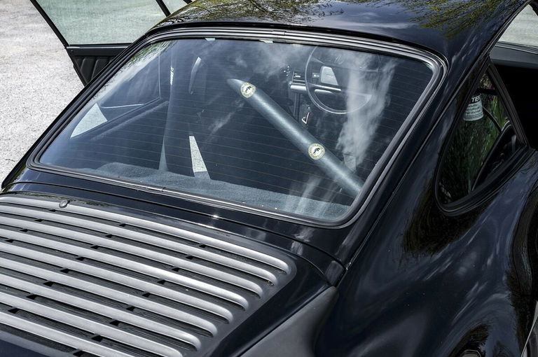 Porsche 911 Carrera 3.2 Clubsport