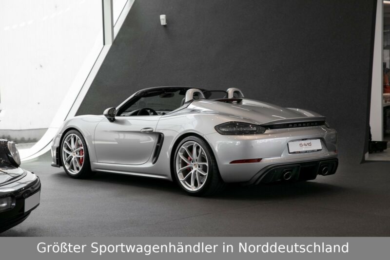 Porsche 718 Spyder