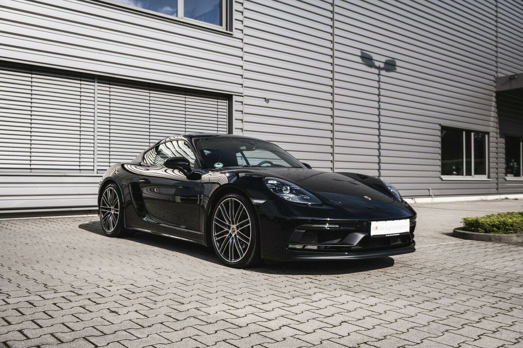 Porsche 718 Cayman GTS