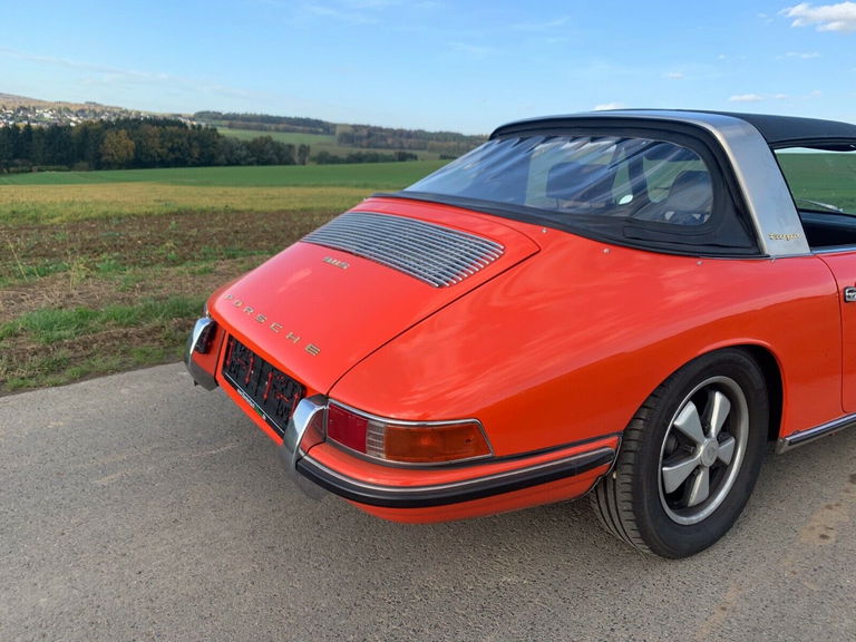 Porsche 911 S (F-Modell)