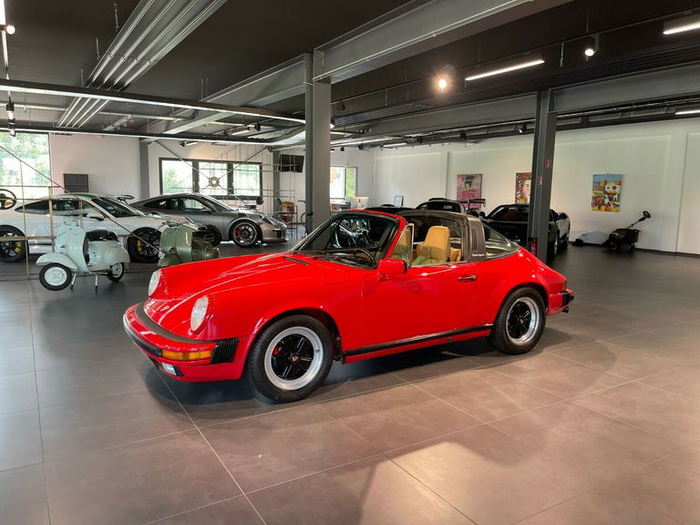 Porsche 911 Carrera 3.2