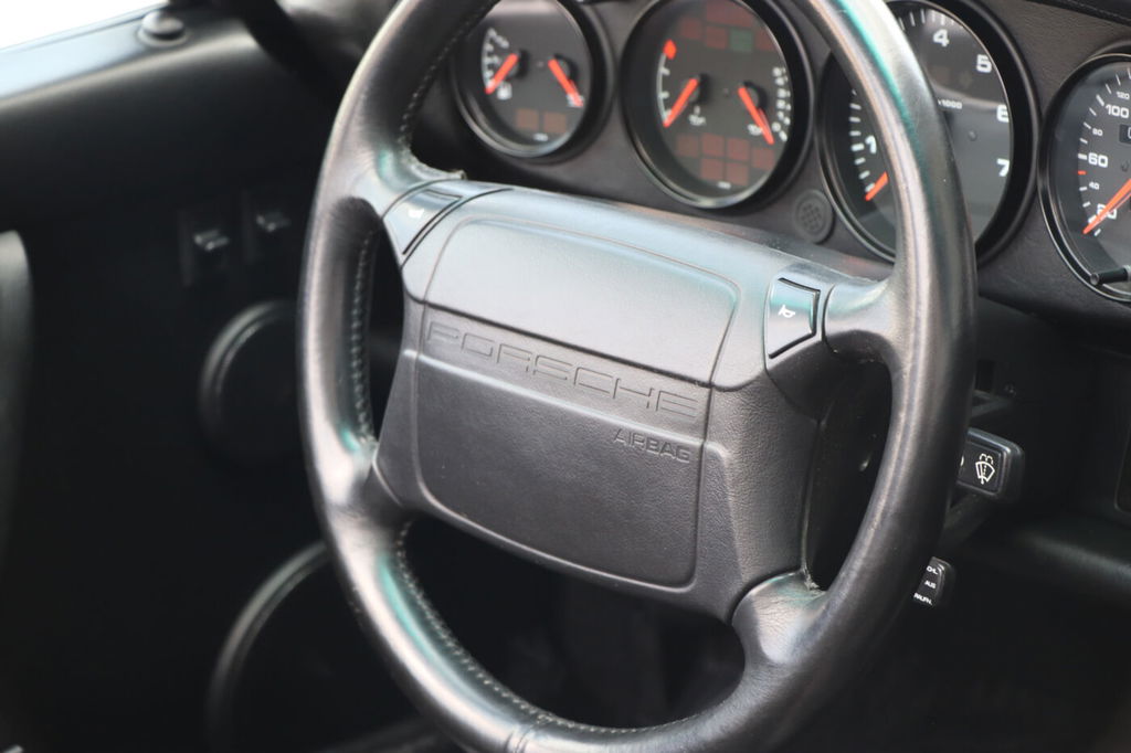 Porsche 964 Carrera 4