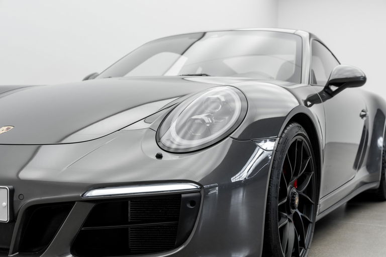 Porsche 991.2 Carrera GTS