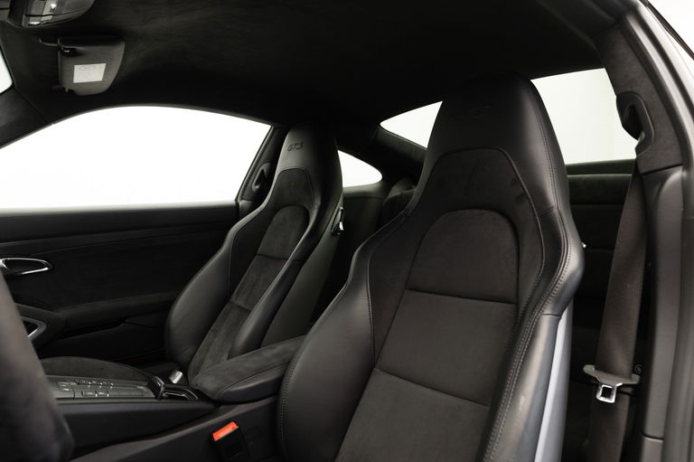 Porsche 991.2 Carrera GTS