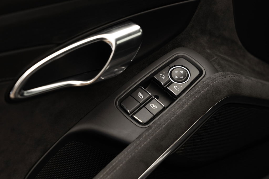 Porsche 991.2 Carrera GTS