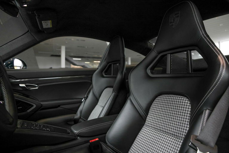 Porsche 991 GT3 Touring