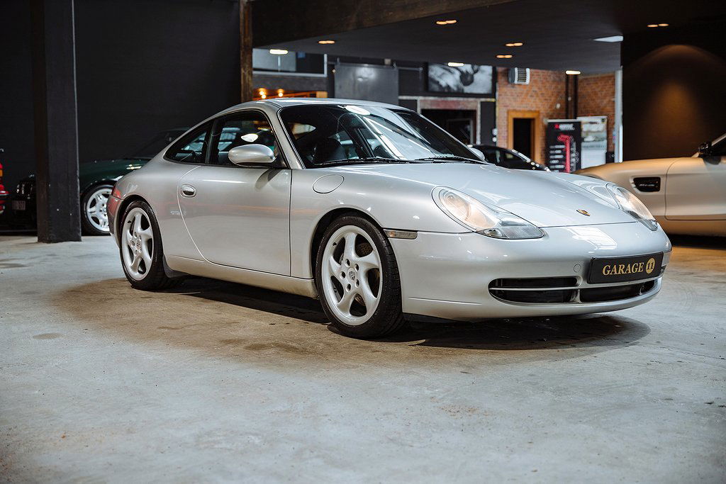 Porsche 996 Carrera