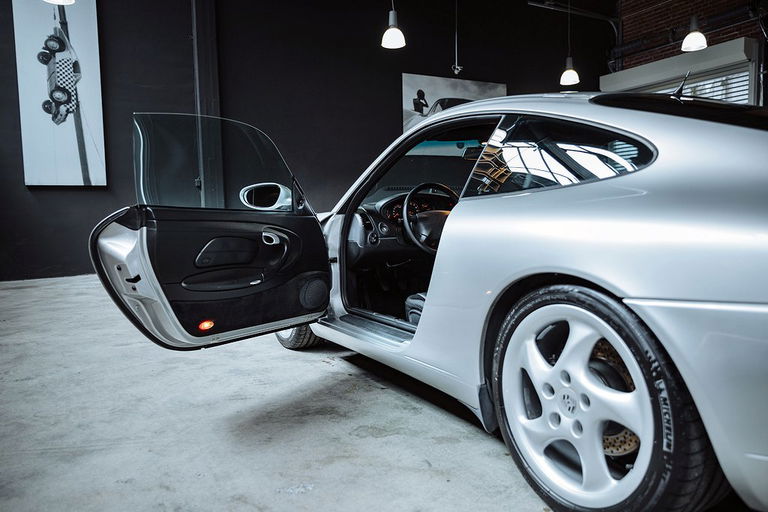 Porsche 996 Carrera