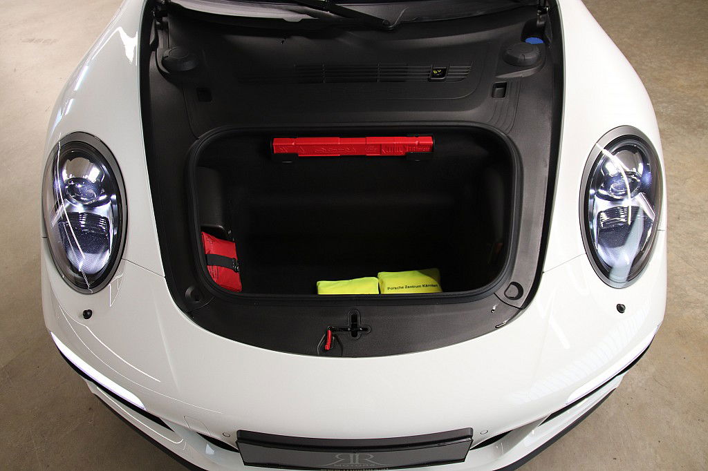 Porsche 991.2 Carrera GTS