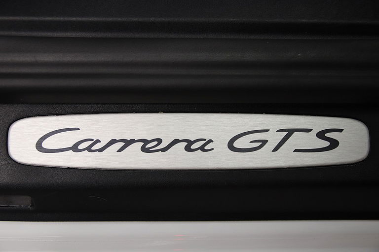 Porsche 991.2 Carrera GTS