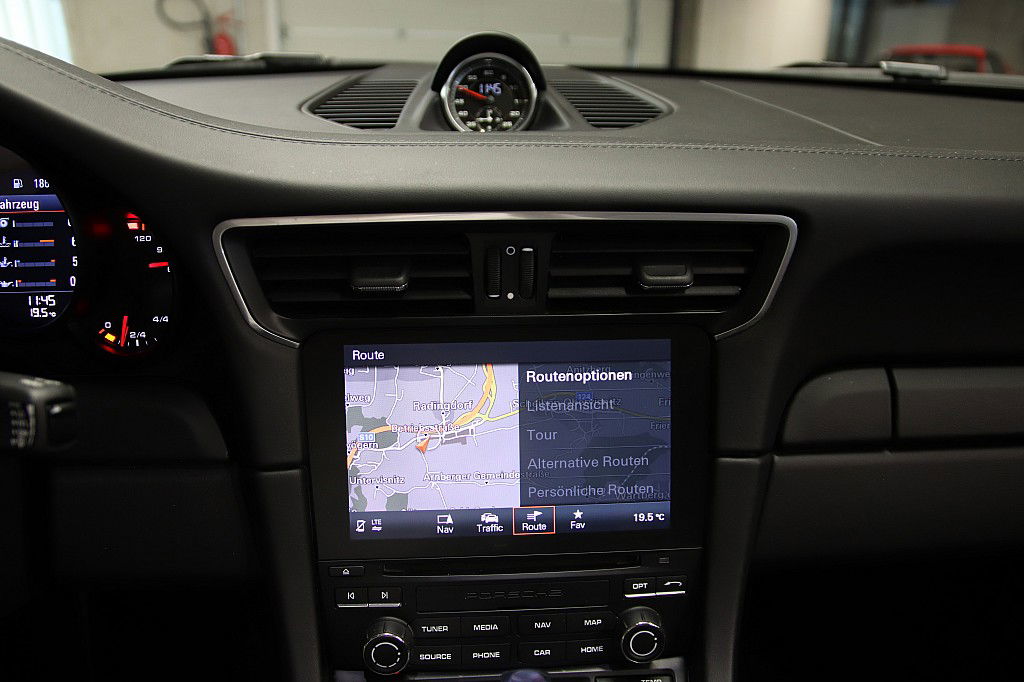 Porsche 991.2 Carrera GTS