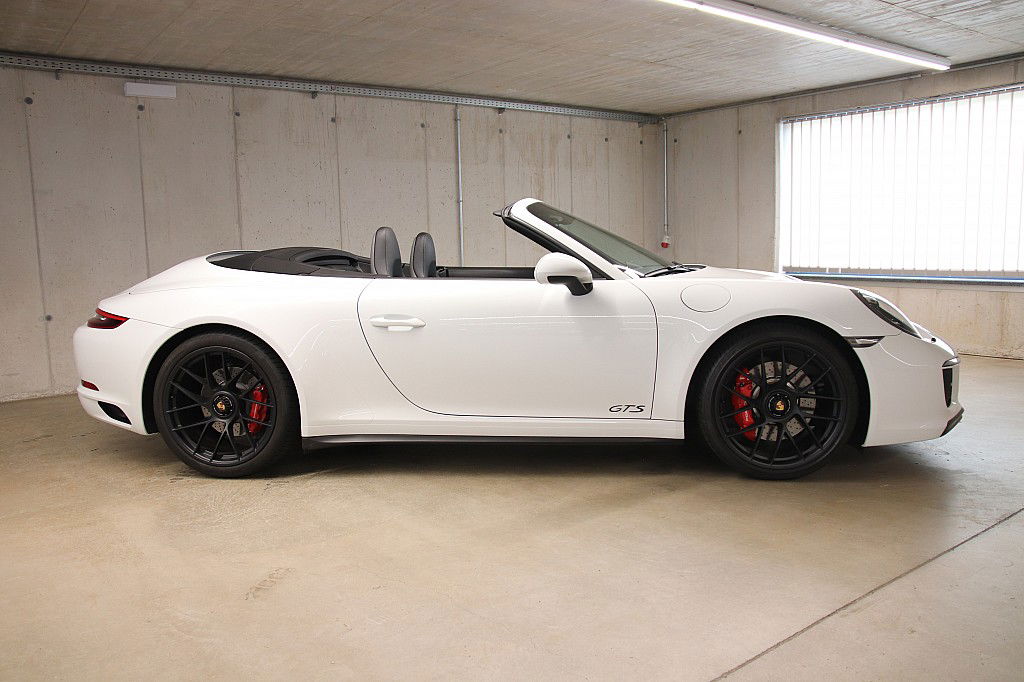 Porsche 991.2 Carrera GTS