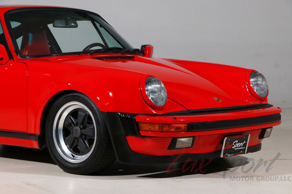 Porsche 911 Carrera 3.2 WTL