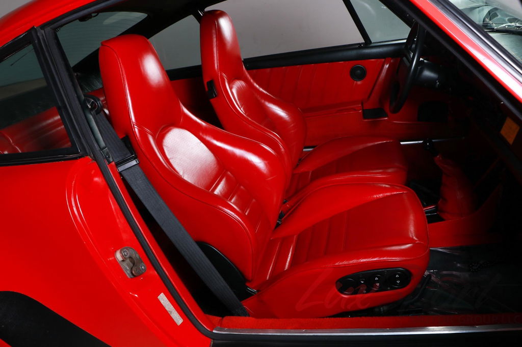 Porsche 911 Carrera 3.2 WTL