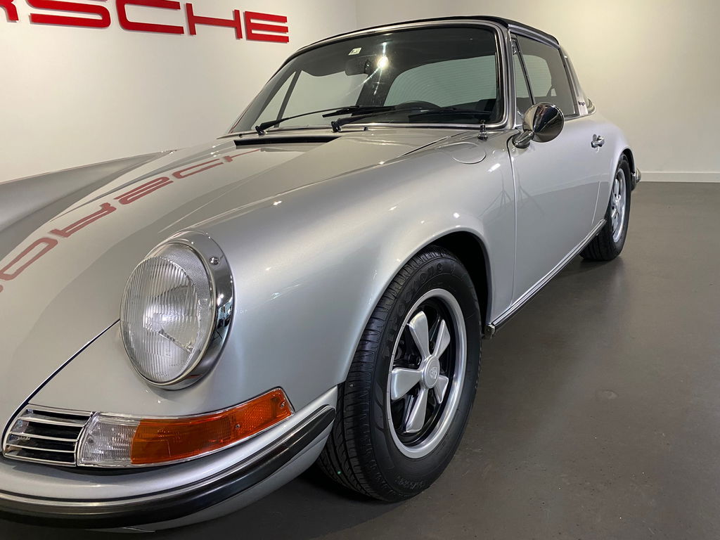 Porsche 911 T (US)
