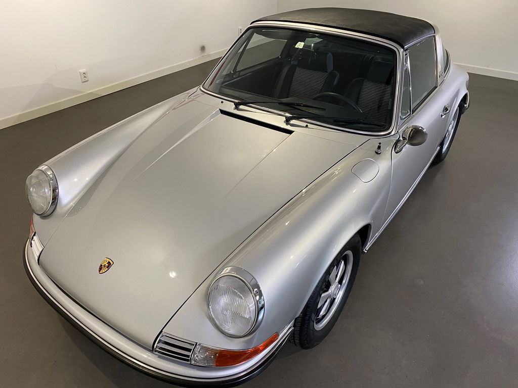 Porsche 911 T (US)