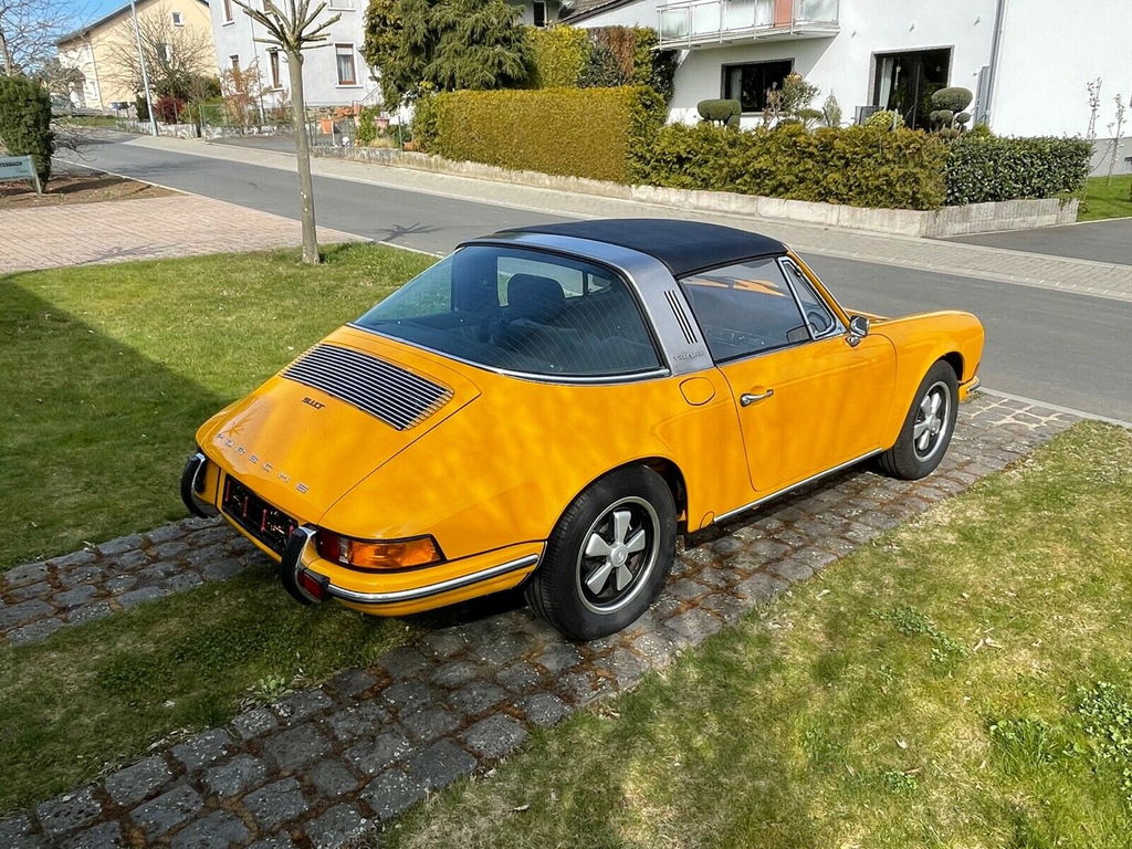 Porsche 911 T