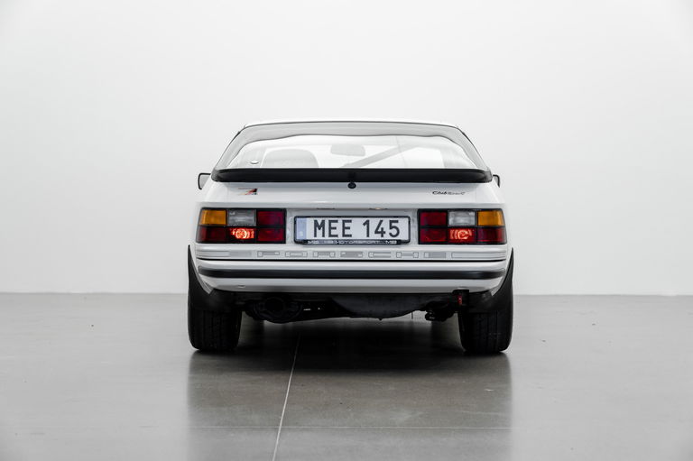 Porsche 924 S