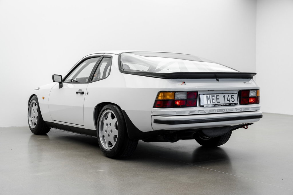 Porsche 924 S