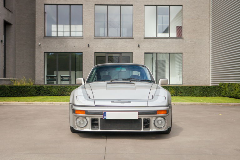 Porsche 911 Turbo Flachbau