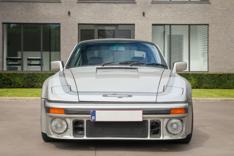 Porsche 911 Turbo Flachbau