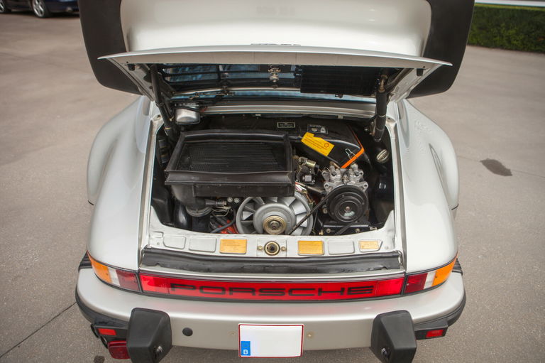 Porsche 911 Turbo Flachbau