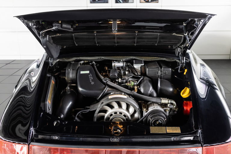 Porsche 964 Carrera 2 Speedster