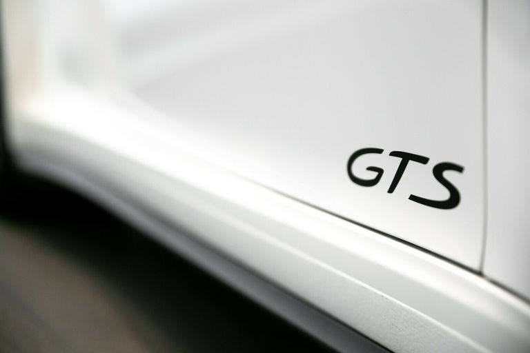 Porsche 991 Carrera GTS