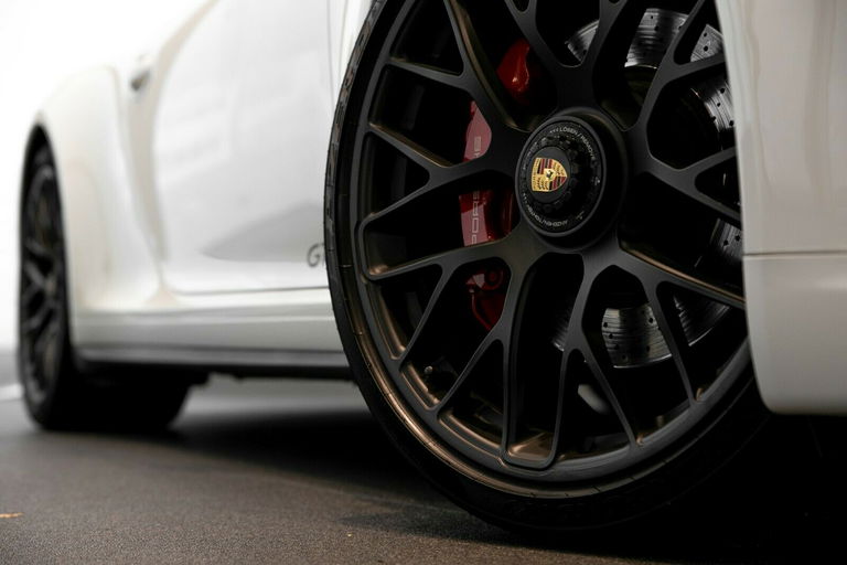 Porsche 991 Carrera GTS