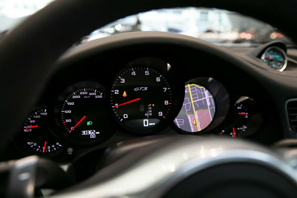 Porsche 991 Carrera GTS