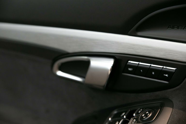 Porsche 991 Carrera GTS