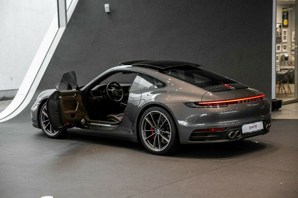 Porsche 992 Carrera S