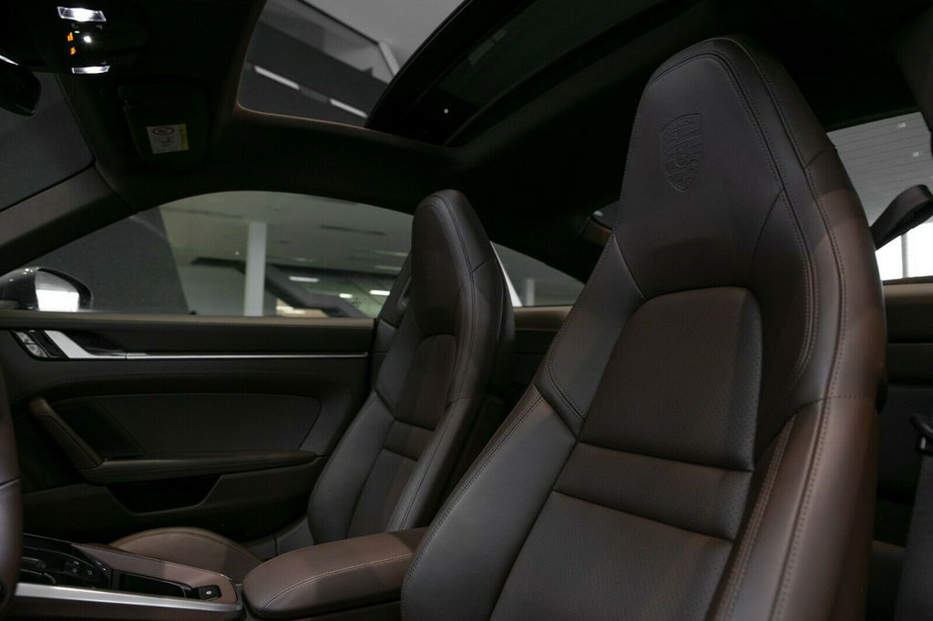 Porsche 992 Carrera S