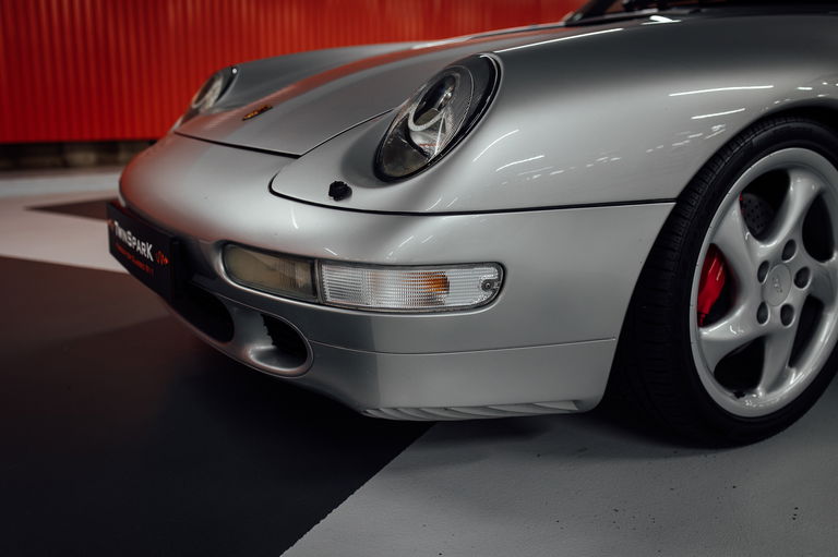 Porsche 993 Carrera 4S