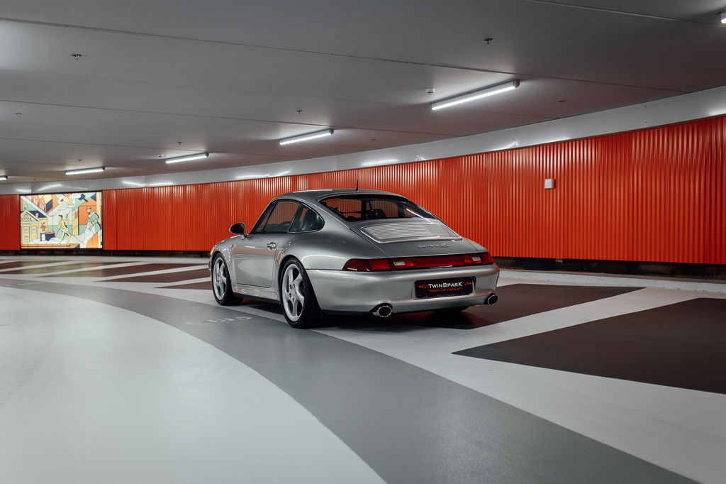 Porsche 993 Carrera 4S