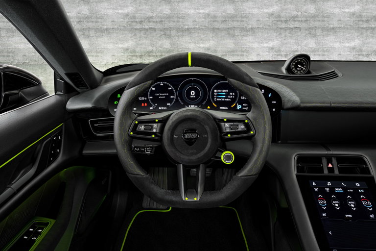 Porsche Taycan 4S
