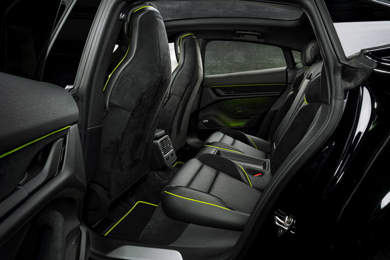 Porsche Taycan 4S