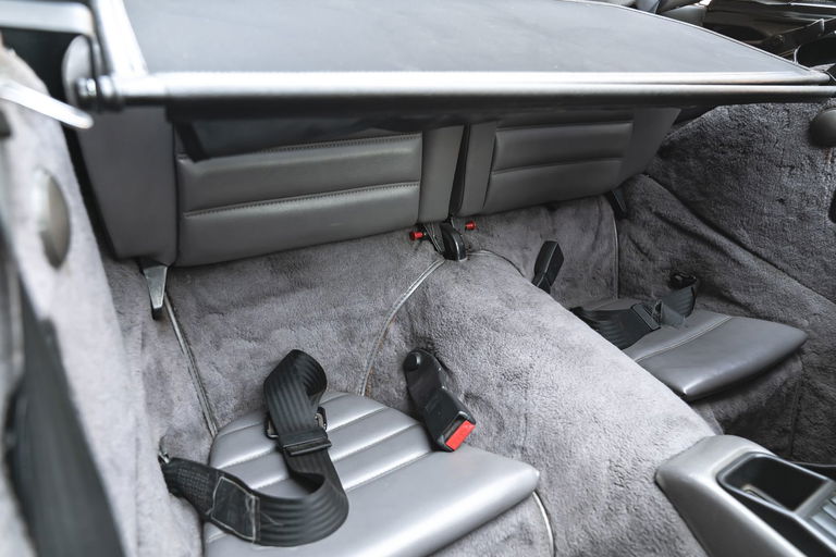 Porsche 964 Carrera 4