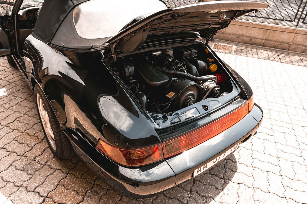 Porsche 964 Carrera 4