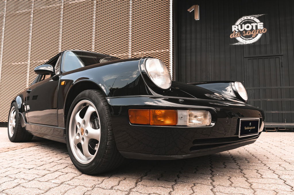 Porsche 964 Carrera 4
