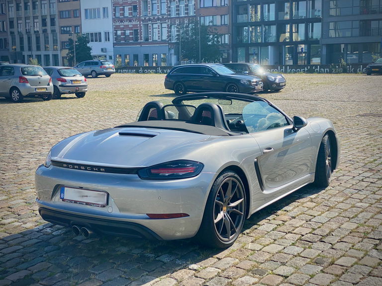 Porsche 718 Boxster S