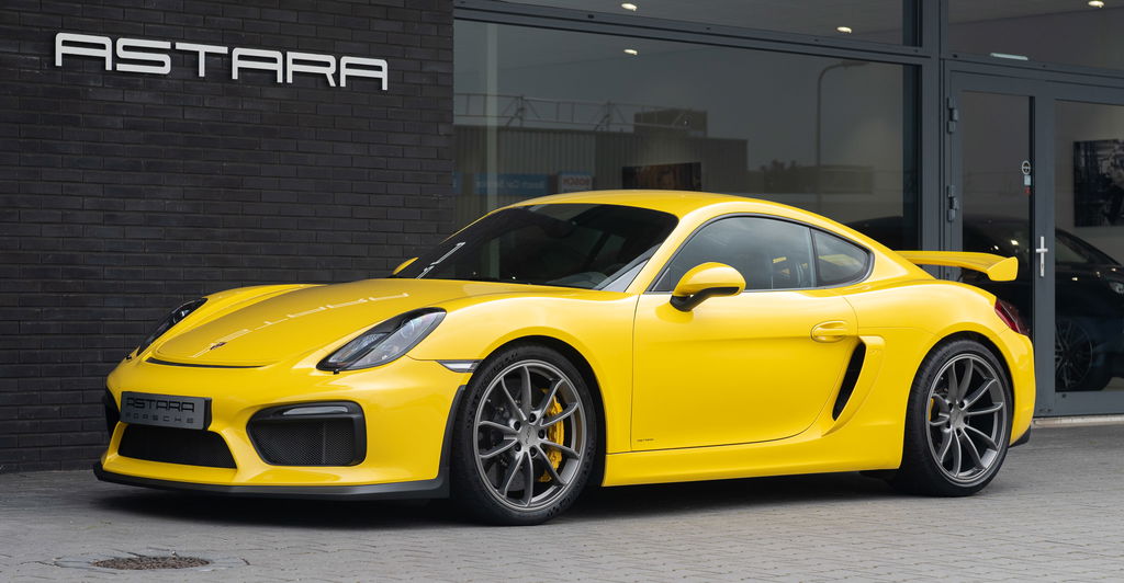 Porsche 981 Cayman GT4