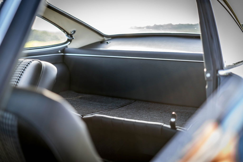 Porsche 911 S (F-Modell)