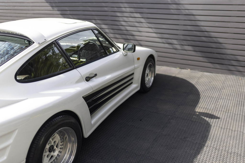 Porsche 911 Turbo 3.3