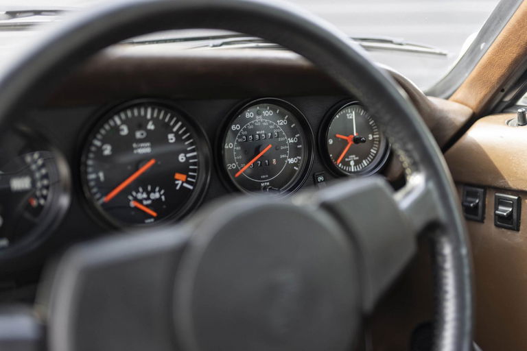 Porsche 911 Turbo 3.3