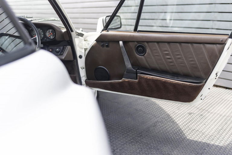 Porsche 911 Turbo 3.3