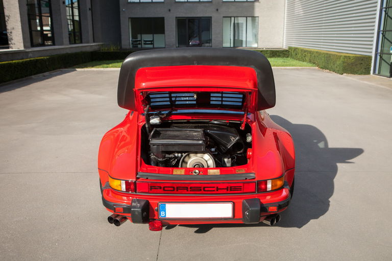 Porsche 911 Turbo 3.3