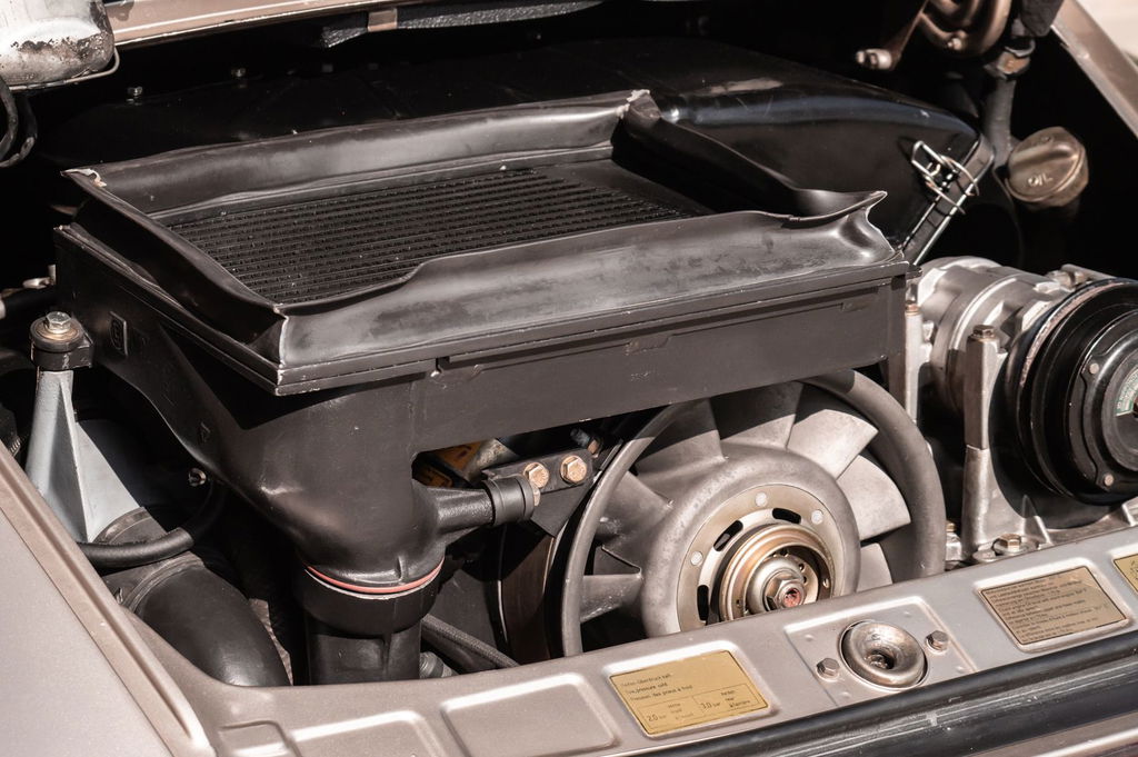 Porsche 911 Turbo 3.3